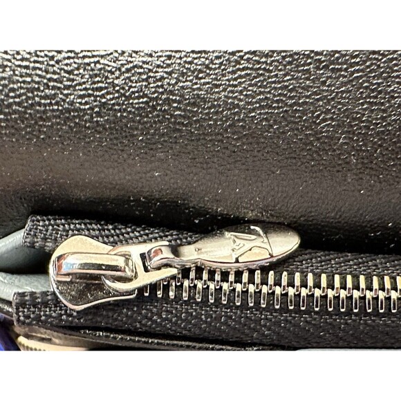 NIB Louis Vuitton Pouchette Coussin Ski Black Holographic M82746 💯% Authentic - Picture 16 of 16